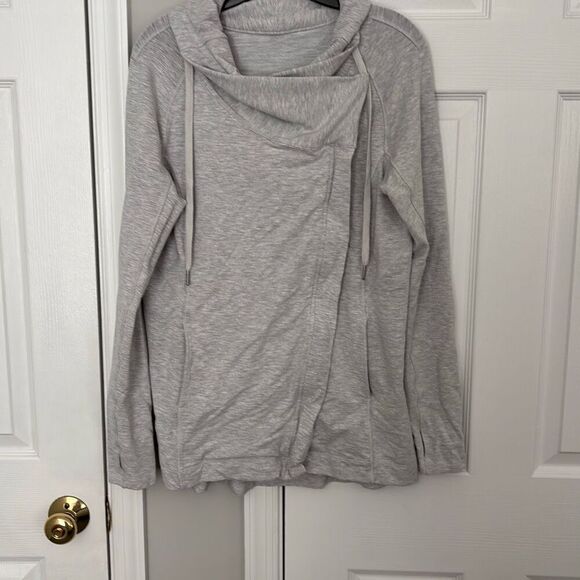 Lululemon coast easy wrap jacket size 8 - Picture 1 of 4